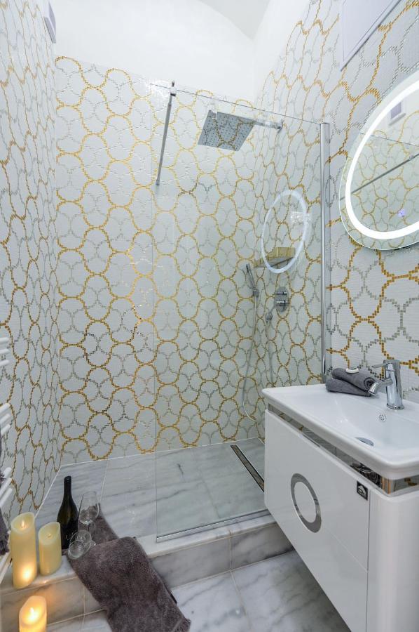 Vogue Apartment Near By Wenceslas Square Prague Luaran gambar